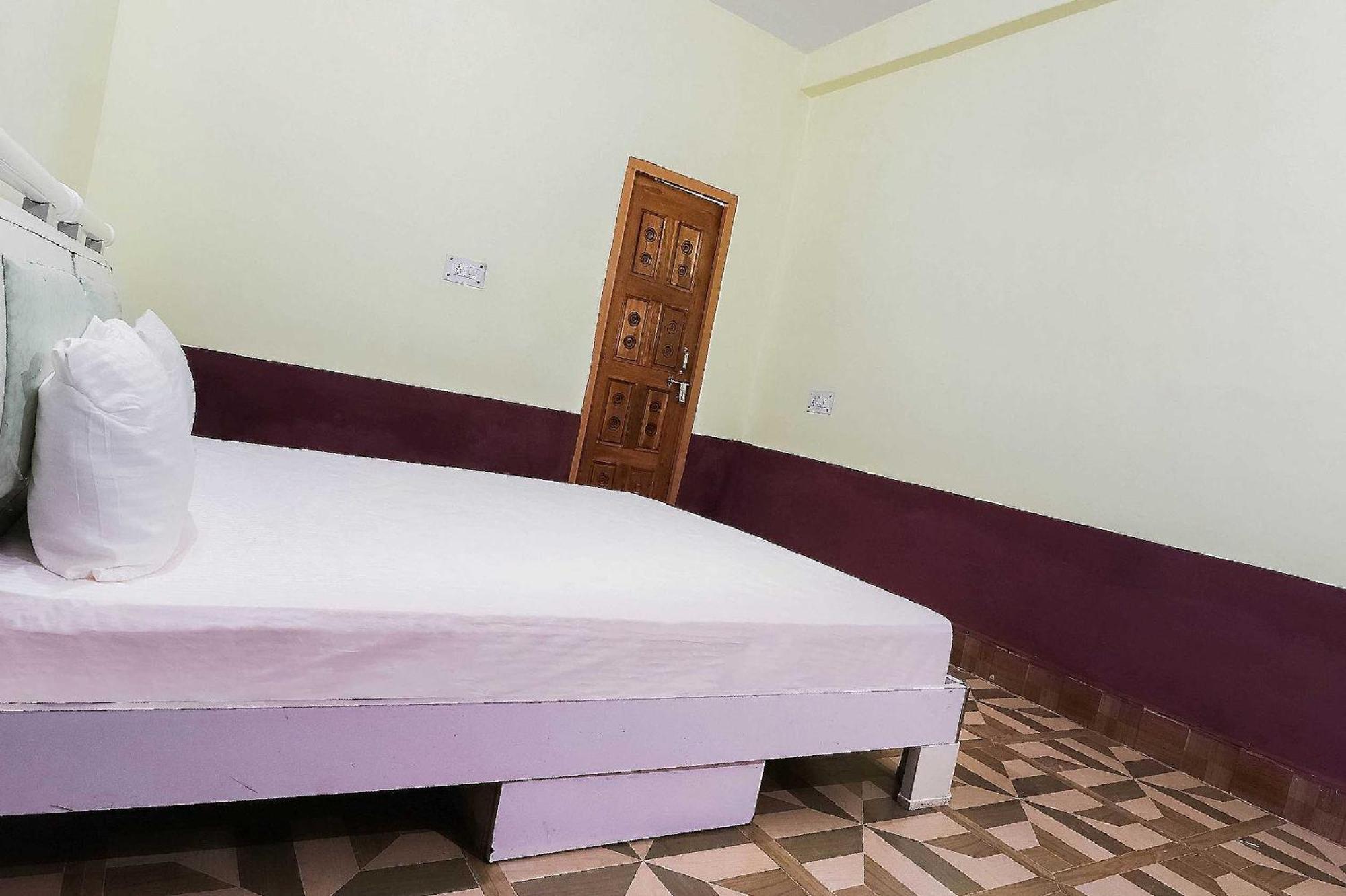Hotel O Jyotish House Ayodhya ภายนอก รูปภาพ