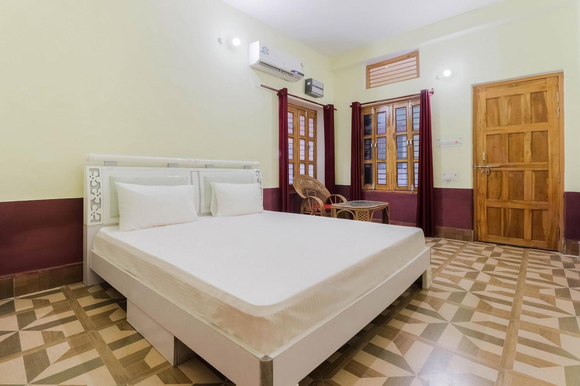 Hotel O Jyotish House Ayodhya ภายนอก รูปภาพ