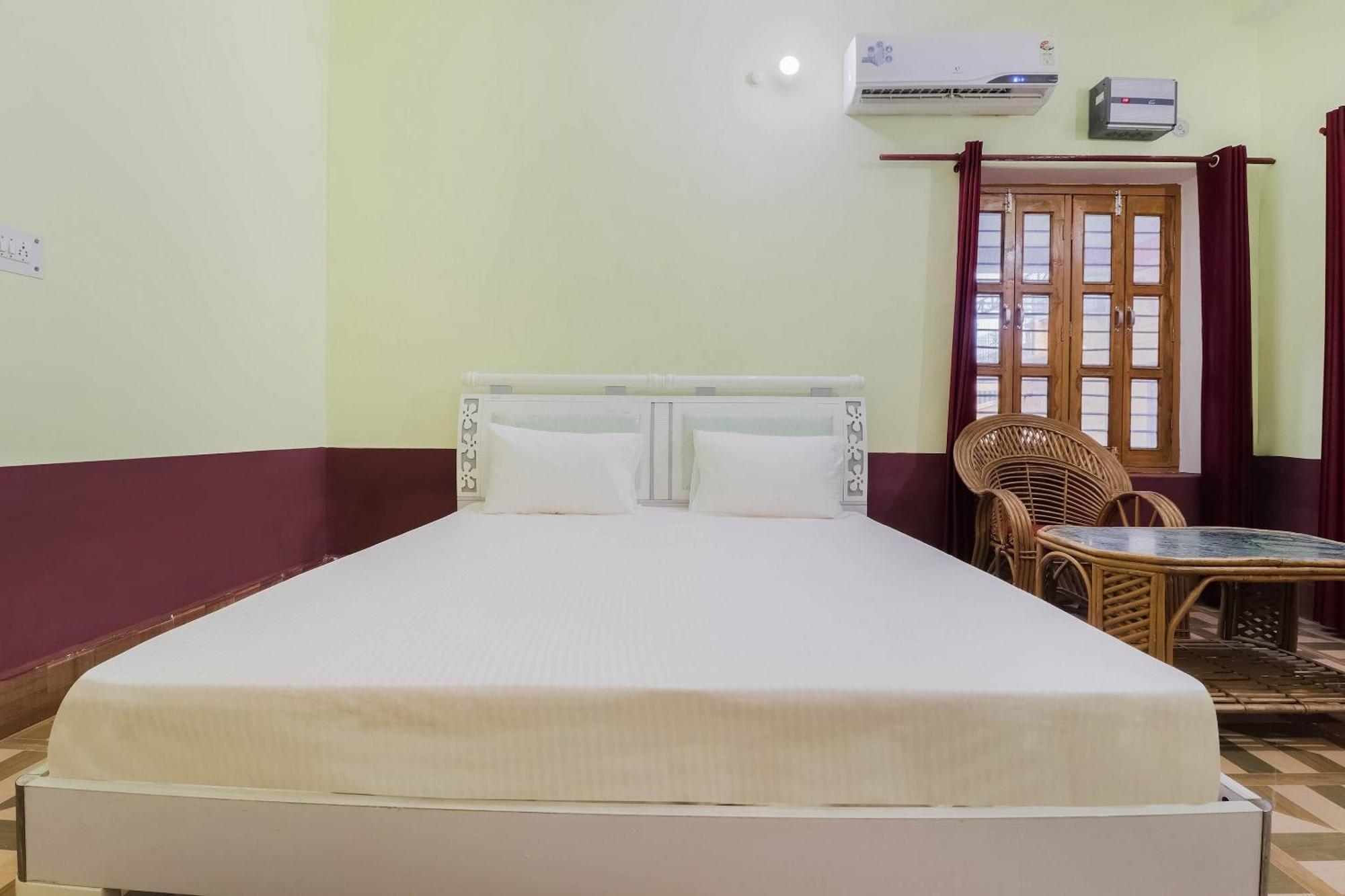 Hotel O Jyotish House Ayodhya ภายนอก รูปภาพ