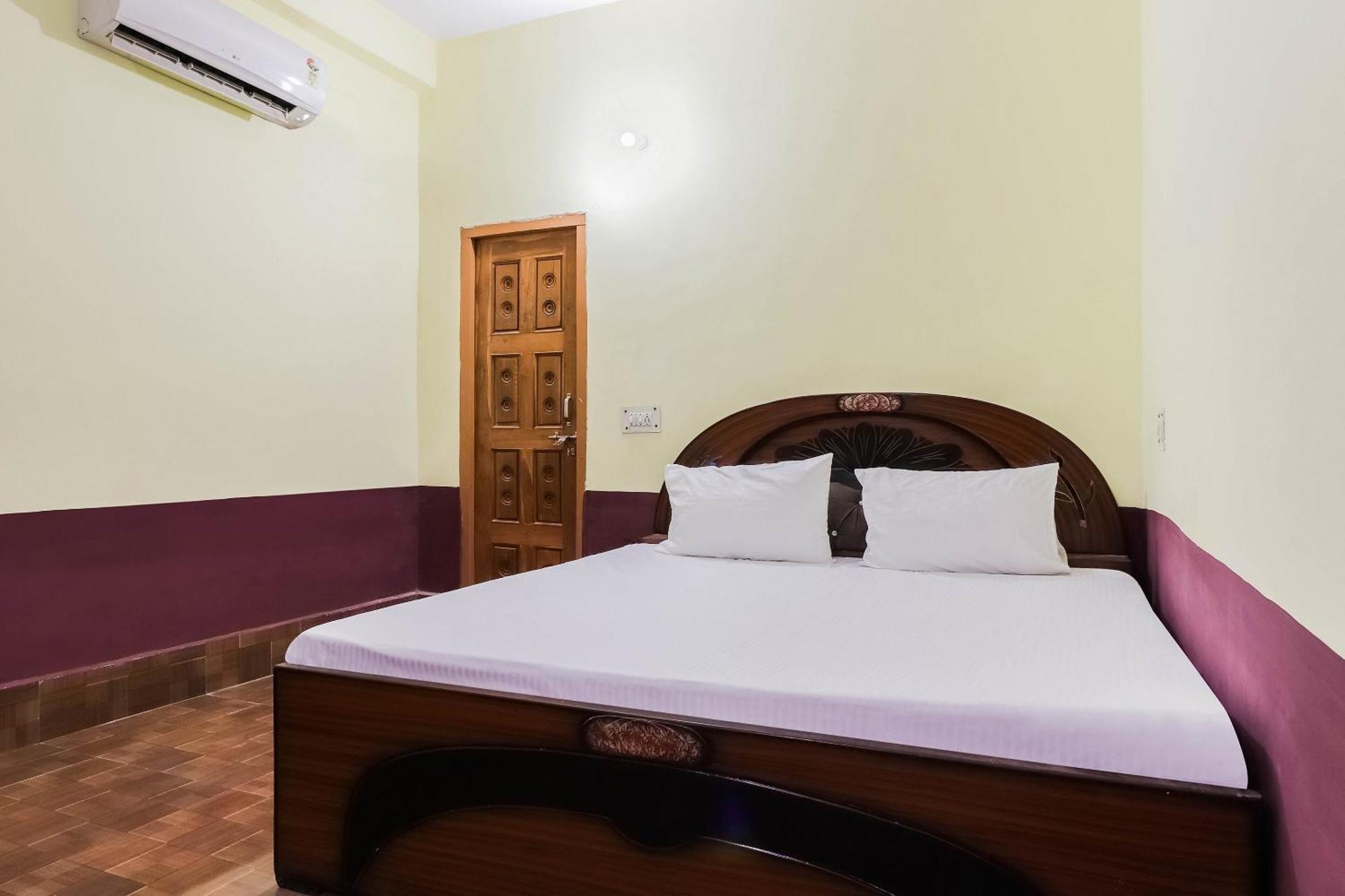 Hotel O Jyotish House Ayodhya ภายนอก รูปภาพ
