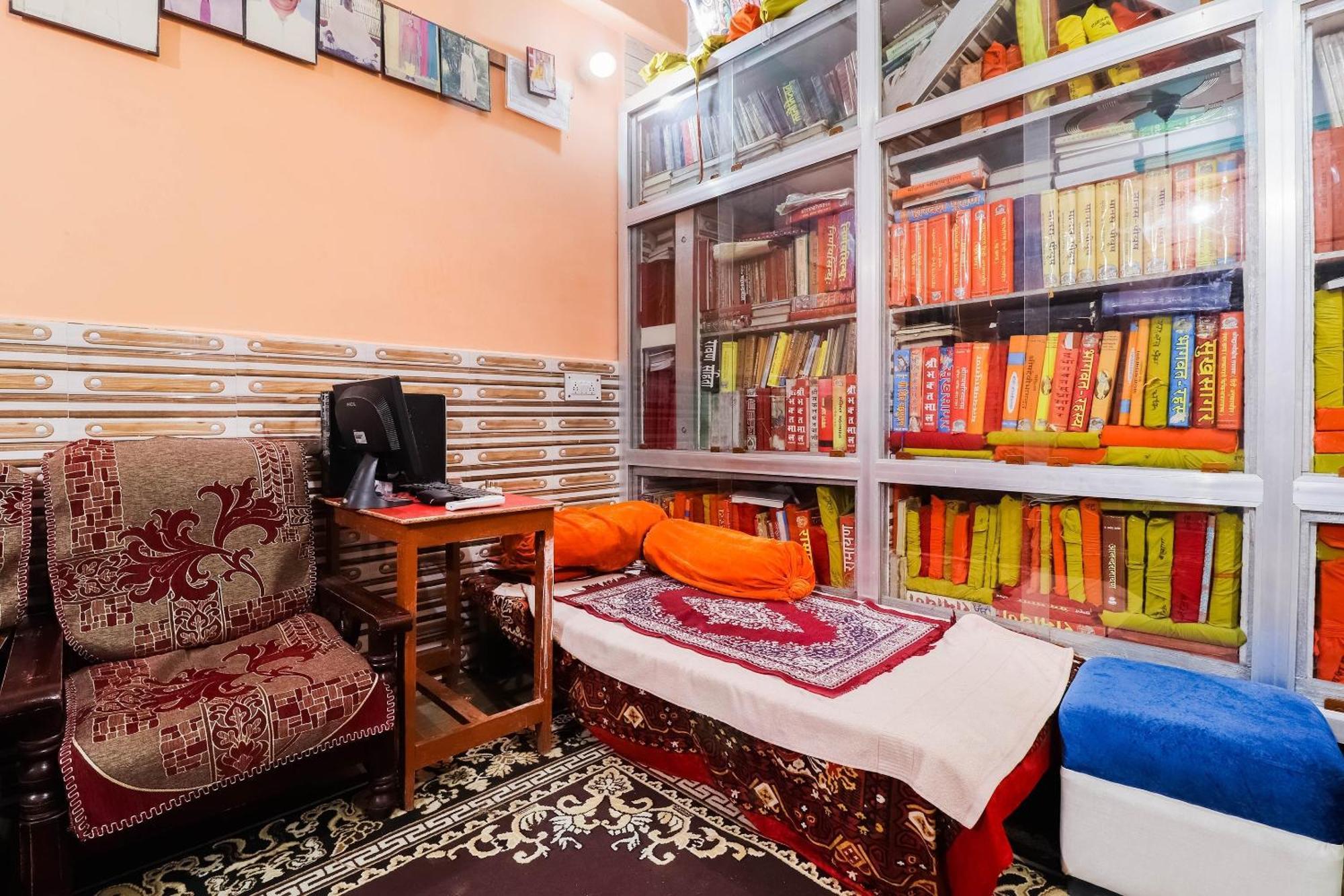 Hotel O Jyotish House Ayodhya ภายนอก รูปภาพ
